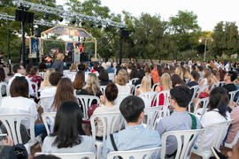 Intervención de Julio Andrade en la bienvenida a los alumnos de intercambio internacional de la Universidad de Málaga. Jardín botánico. Octubre de 2017