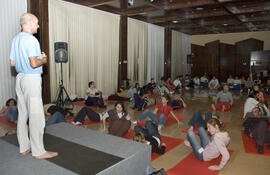 Taller de Yoga. 2º Congreso Internacional de Actividad Físico-Deportiva para Mayores de la Universidad de Málaga. Palacio de Ferias y Congresos de Málaga. Marzo de 2007
