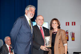 Entrega de distinciones por el Día de Andalucía. Escuela Técnica Superior de Ingeniería Informática. Febrero de 2011