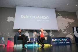 Ana Belén Castillo "Dialogando" con Manu Sánchez. Complejo de Estudios Sociales y Comercio. Enero de 2018