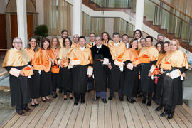 Fotografía de grupo tras la investidura como Doctor "Honoris Causa" de Manuel Molina Lozano por la Facultad de Turismo de la Universidad de Málaga. Rectorado. Abril 2016