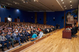 Conferencia de Pablo Hernández de Cos en la Facultad de Ciencias Económicas y Empresariales de la Universidad de Málaga. Paraninfo. Octubre de 2022