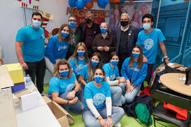Foto de grupo. Jornada de Puertas Abiertas de la Universidad de Málaga. Complejo Polideportivo Universitario. Marzo de 2022