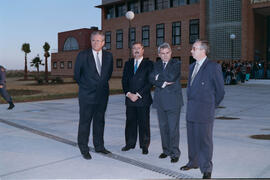 Inauguración de la Facultad de Psicología y la Biblioteca General por parte de la Infanta Elena. Campus de Teatinos, Málaga. Diciembre de 1993