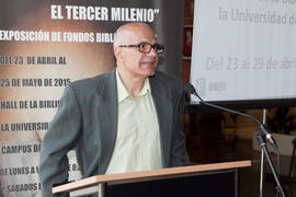 Rafael García Segura en la presentación de la Semana del Libro y la Lectura en la Biblioteca de la Universidad de Málaga. Biblioteca General. Abril 2015