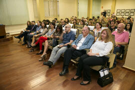 Asistentes al primer encuentro "10Graduadxs10". Facultad de Ciencias Económicas y Empresariales. Octubre de 2017