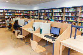 Biblioteca de Estudios Sociales y de Comercio. Campus de Teatinos. Octubre de 2012