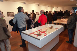 Inauguración de la exposición "50 Años de la Facultad de Ciencias Económicas y Empresariales". Rectorado. Enero de 2015