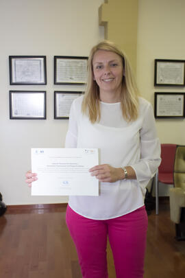 Ganadora de un premio. Jornada de clausura del I Concurso de Creación de Empresas. Facultad de Ciencias Económicas y Empresariales. Málaga. Mayo de 2015