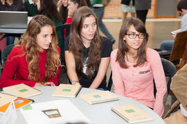 Encuentro "Café con Ciencia". Facultad de Educación y Psicología. Noviembre de 2013