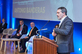 Discurso de Antonio Banderas. Entrega de la distinción "Oikonomos" de la Facultad de Ciencias Económicas y Empresariales de la Universidad de Málaga. Paraninfo. Diciembre de 2024