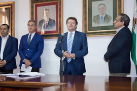 Toma de posesión de Juan José Hinojosa como Decano de la Facultad de Derecho. Facultad de Derecho.  Junio de 2016