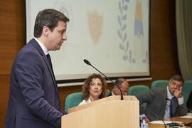 Intervención de Antonio Gómez-Reino. Entrega del Premio del Aula de Economía y Deporte de la Universidad de Málaga a la Selección Española de Fútbol Femenino. Edificio del Rectorado. Febrero de 2024