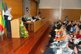 Investidura como Doctores "Honoris Causa" de Michelle Mattelart y Armand Mattelart por la Facultad de Ciencias de la Comunicación de la Universidad de Málaga. Rectorado. Abril de 2014