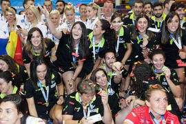Celebración tras la ceremonia de clausura del Campeonato del Mundo Universitario de Balonmano. Antequera. Julio de 2016