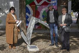 Inauguración de la escultura "Zigzag en aluminio", de Robert Harding. Contenedor Cultural. Campus de Teatinos. Enero de 2022