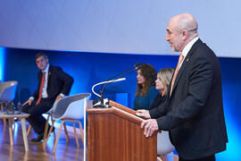 Discurso de Eugenio Luque. Entrega de las distinciones "Oikonomos" de la Facultad de Ciencias Económicas y Empresariales de la Universidad de Málaga. Paraninfo. Diciembre de 2024