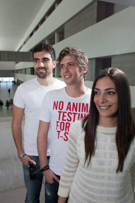 Retrato de alumnos para una portada de revista. Facultad de Comercio y Gestión. Marzo de 2012