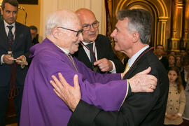 Entrega de medallas de la Cofradía de los Estudiantes. Misa de Lunes Santo. Iglesia de San Agustín. Abril de 2017