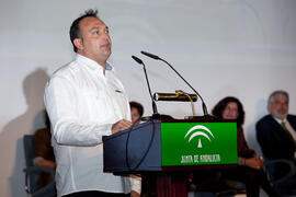 Entrega de distinciones por el Día de Andalucía. Escuela Técnica Superior de Ingeniería Informática. Febrero de 2011
