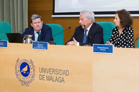 Conferencia de Mario Vargas Llosa. Curso "La ciudad como arquetipo. Literatura, historia y arte. Europa y América". Edificio del Rectorado. Septiembre de 2018