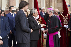 Francisco Oliva, José Ángel Narváez y Jesús Catalá. Acto de la Hermandad de los Estudiantes en la Catedral. Plaza del Obispo, Málaga. Abril de 2022