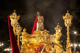 Trono procesional del Cristo Coronado de Espinas de la Hermandad de los Estudiantes. Málaga. Abril de 2014