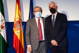 Toma de posesión de Domingo Jerónimo Hernández Marrero como nuevo catedrático del Área de Medicina de la Universidad de Málaga. Paraninfo. Diciembre de 2021