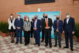 Foto de grupo. Visita de la Ministra de Economía Nadia Calviño a la Universidad de Málaga. Facultad de Ciencias Económicas y Empresariales. Enero de 2022