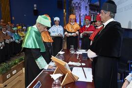 Investidura de Hermanfrid Schubart, Alejandro Portes y Luis Enrique de la Villa como Doctores "Honoris Causa" por la Universidad de Málaga. Paraninfo. Octubre de 2024