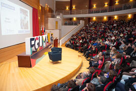 César Bona en su conferencia "Dialogando". Facultad de Derecho. Enero de 2017