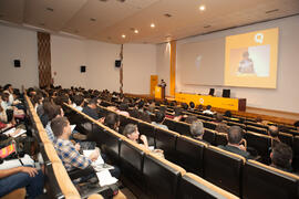 Pedro Hernández Martínez. Presentación del proyecto "Los límites de Google". V Foro Arquia/Próxima 2016: Futuro Imperfecto. Paraninfo. Octubre de 2016