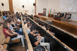 Intervención de Eugenio José Luque. Acto de bienvenida al alumnado de primer curso de Económicas. Paraninfo. Septiembre de 2015