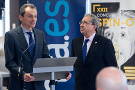 Pedro Duque y José Ángel Narváez. Visita del ministro de Ciencia, Innovación y Universidades al edificio The Green Ray. Campus de Teatinos. Junio de 2018